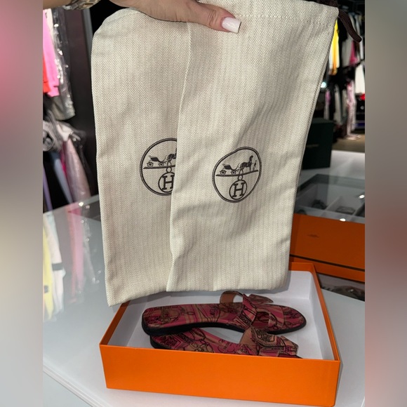 Hermes Oran Brides de Gala en Desordre Sandal Limited Edition Flats 38 - Picture 8 of 9